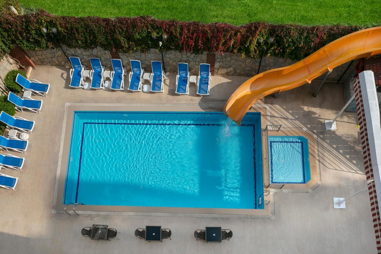 Otel Lara Dinc Antalya