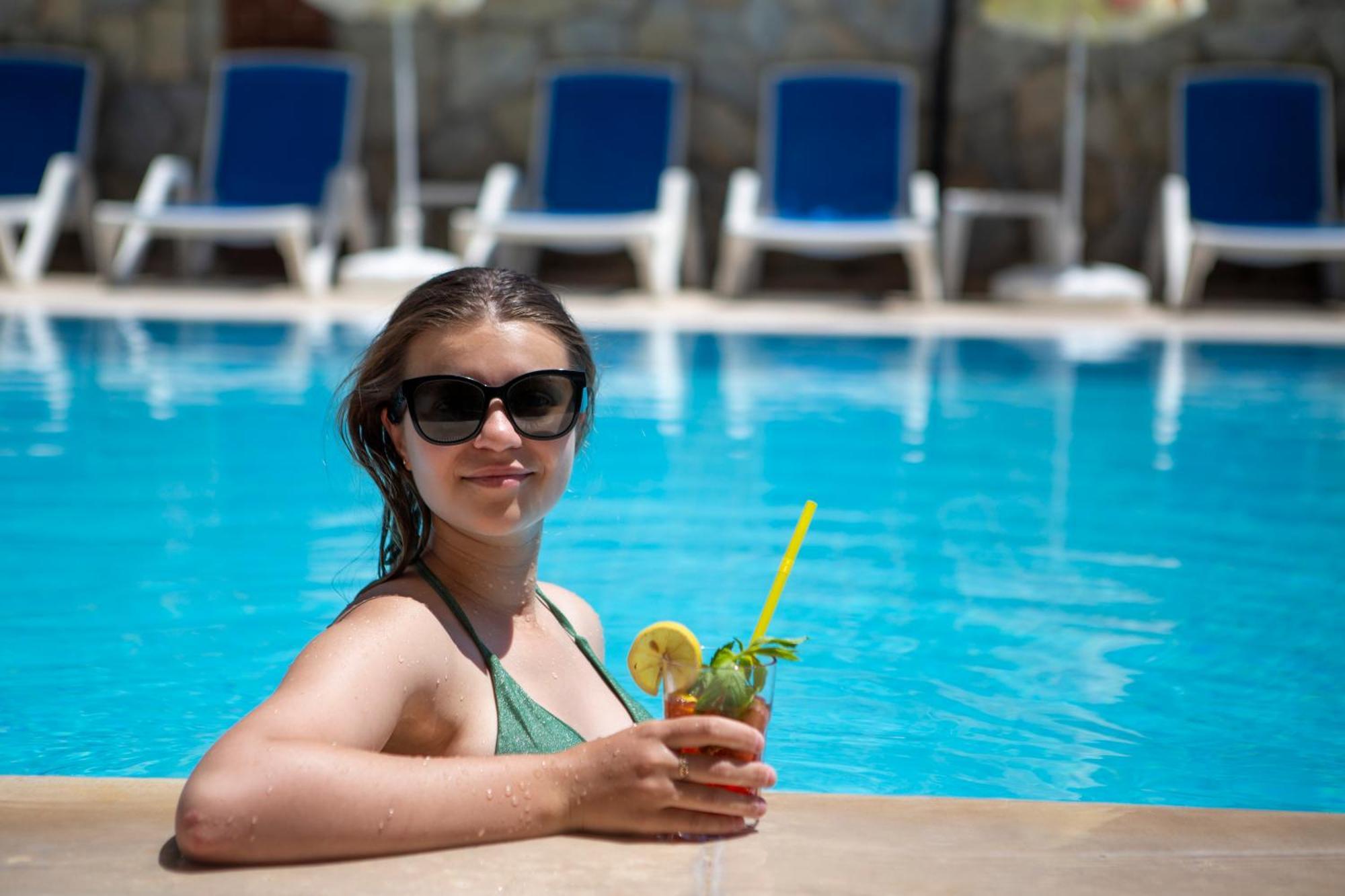 Otel Lara Dinc 3*
