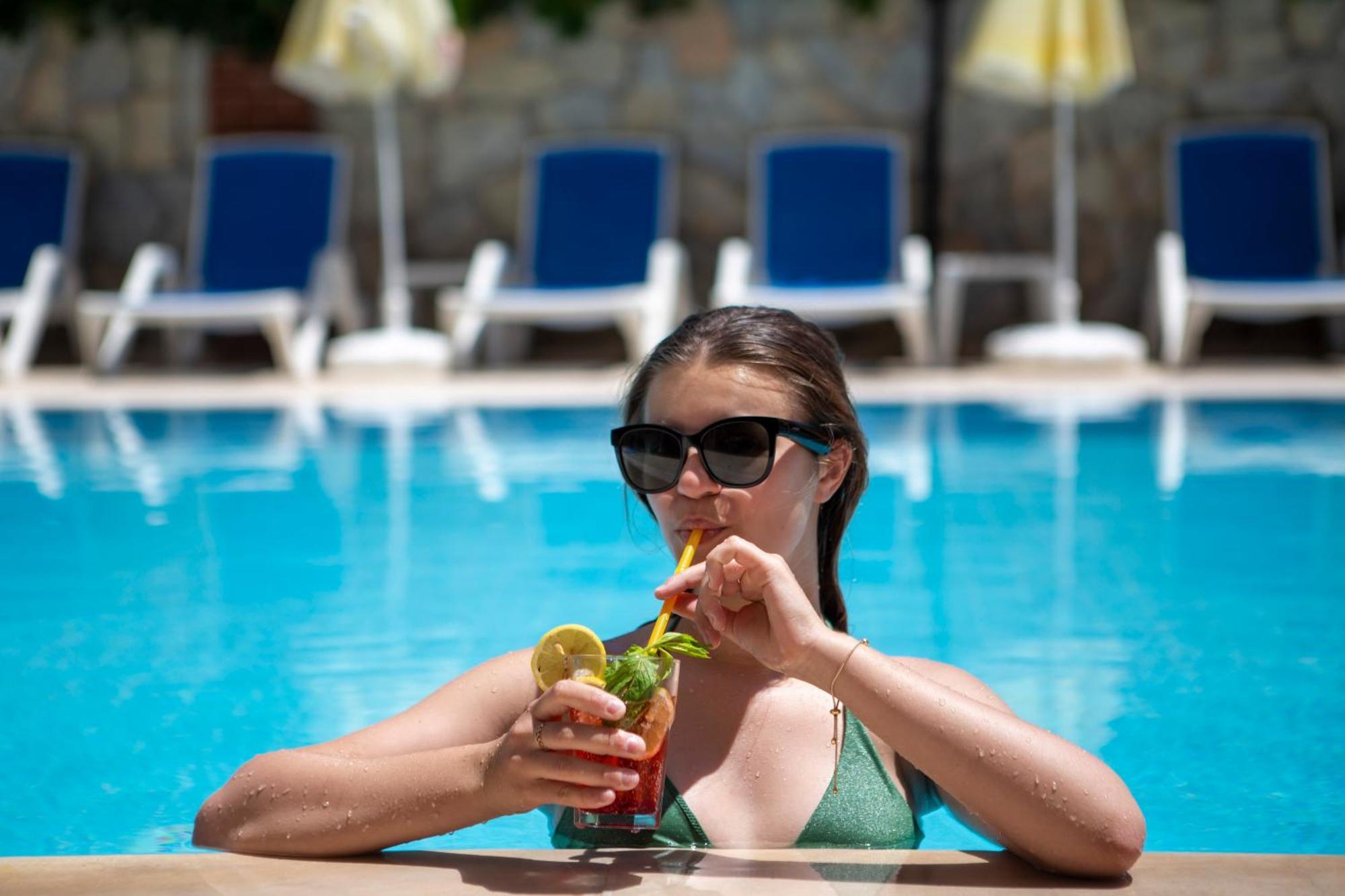 Lara Dinc Otel Antalya