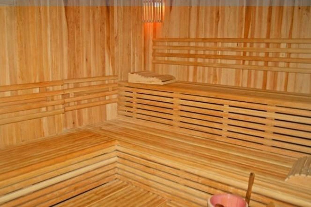 Lara Dinc Otel